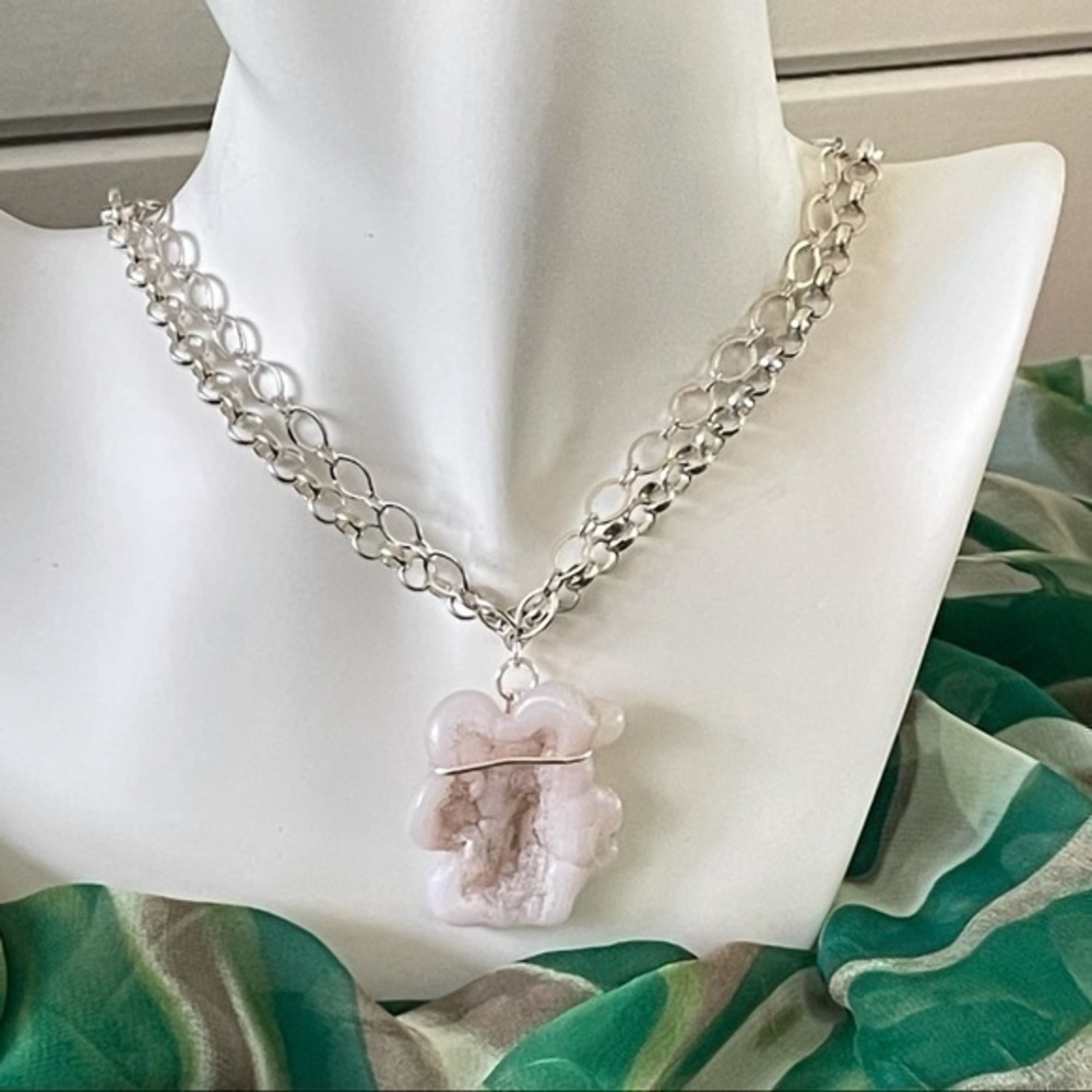 Handmade Dual Layered Natural Quartz & Chain Pendant Necklace 20” Minimalist - Picture 9 of 10